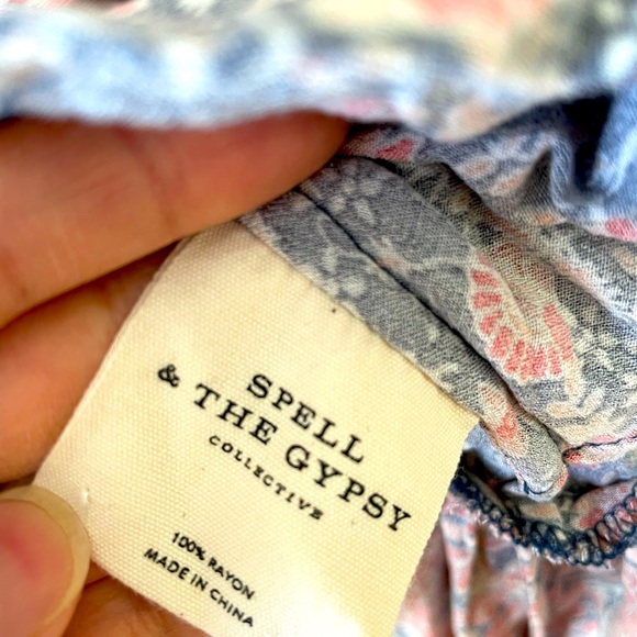 Sold elsewhere. 💰 Like new! 🌻Spell jasmine play dress - Picture 5 of 7